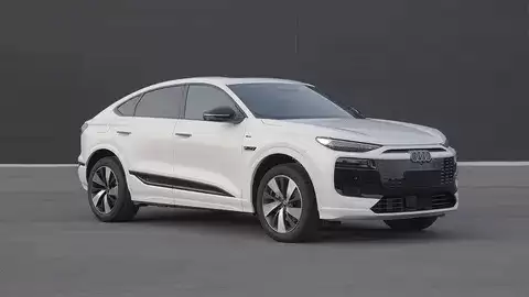 奥迪Q6L e-tron双电机四驱版本申报图曝光，动力强劲设计动感