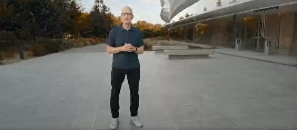苹果召开秋季发布会   iPhone16沦为牺牲品价比老人机致敬！