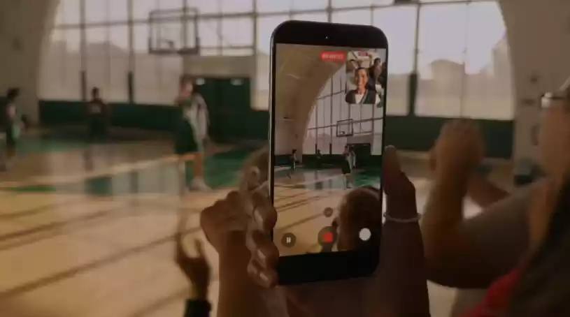 iPhone 17系列“同步双拍”终于来了!前后置摄像头可同步录制 iPhone 17系列“同步双拍”终于来了!前后置摄像头可同步录制