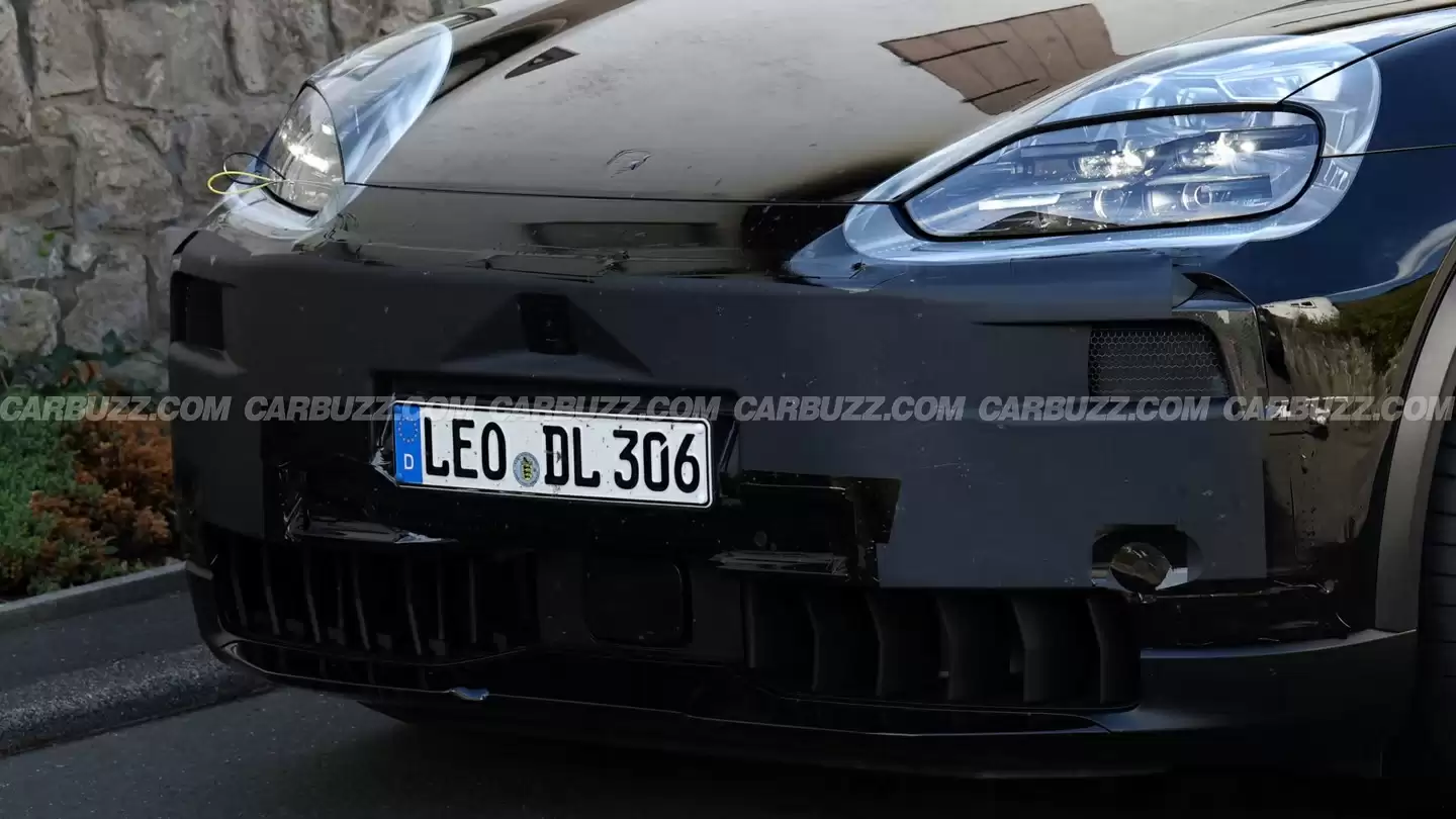 保时捷最强 SUV:电动卡宴 Turbo GT 测试车曝光,动力有望超 1000 马力