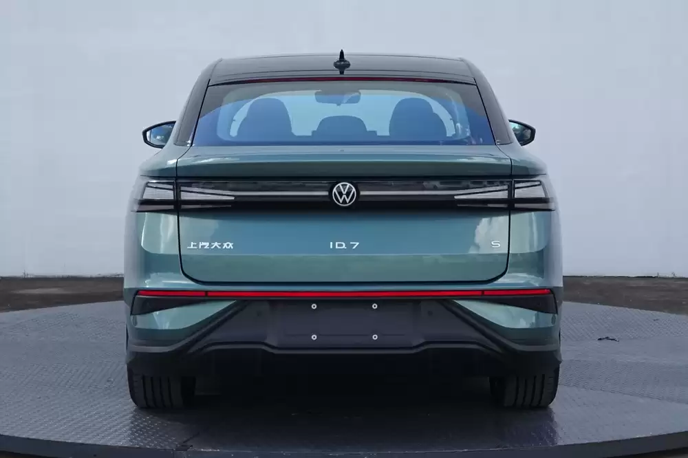 上汽大众 ID.7 工信部申报图公布：长超 5 米轴距近 3 米，比帕萨特 Pro 略大