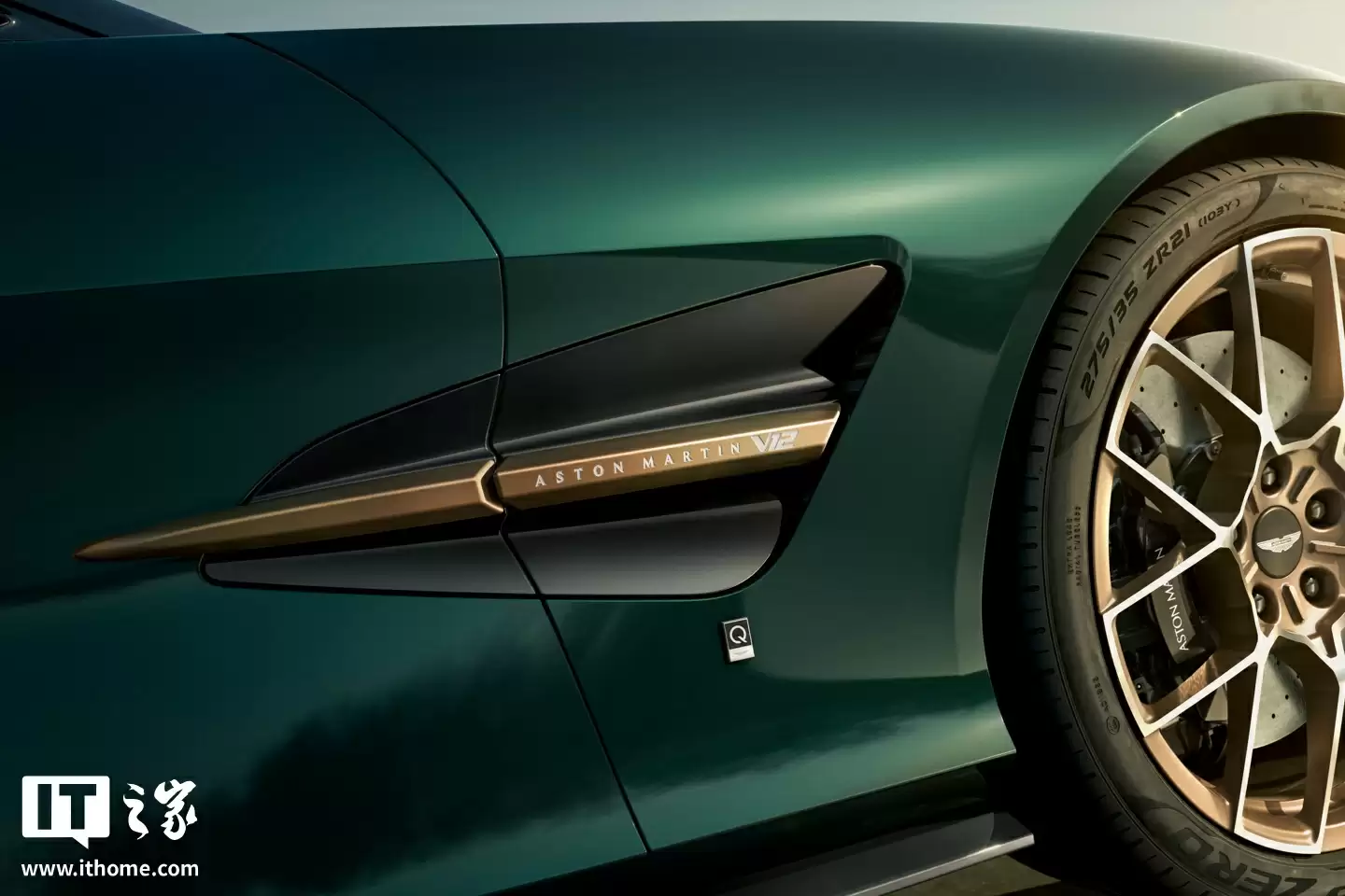 限量 60 辆，阿斯顿・马丁推出 DB12 / Vanquish Volante 纪念版车型