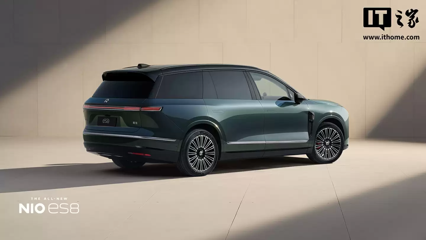 蔚来全新 ES8 开启试驾后排到凌晨 1 点,今晚起全国门店推迟闭店时间
