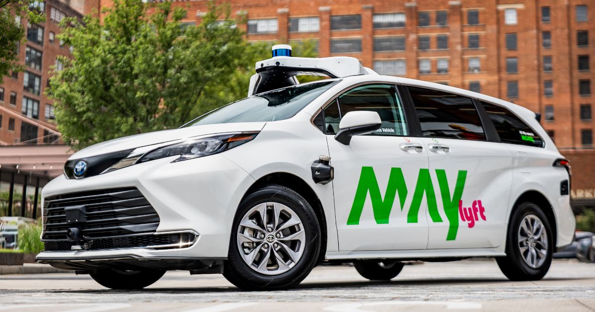 争夺美国 Robotaxi 市场：亚马逊 Zoox 首秀拉斯维加斯，Lyft 首个服务投运