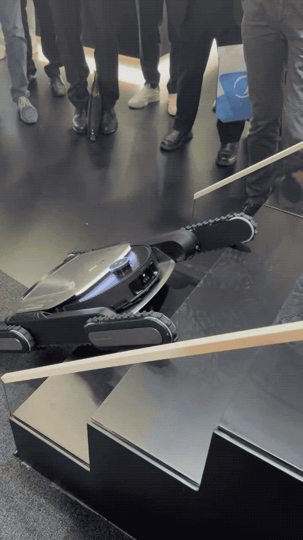 \ 18402_1757164040.2025-09-06 21_10_13.webp