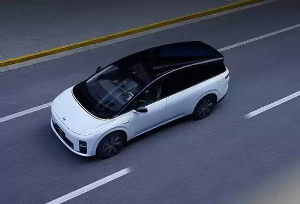 李想：网络上对理想“残血版”VLA大模型原因分析大多不实