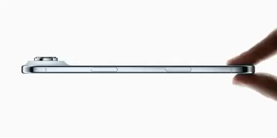 纤薄机身让行业惊叹！苹果CEO谈iPhone Air设计理念：看到它 折叠屏还远吗