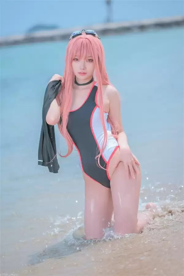 韩国美女Cos《妮姬》美图赏：绝佳身材 青春无敌