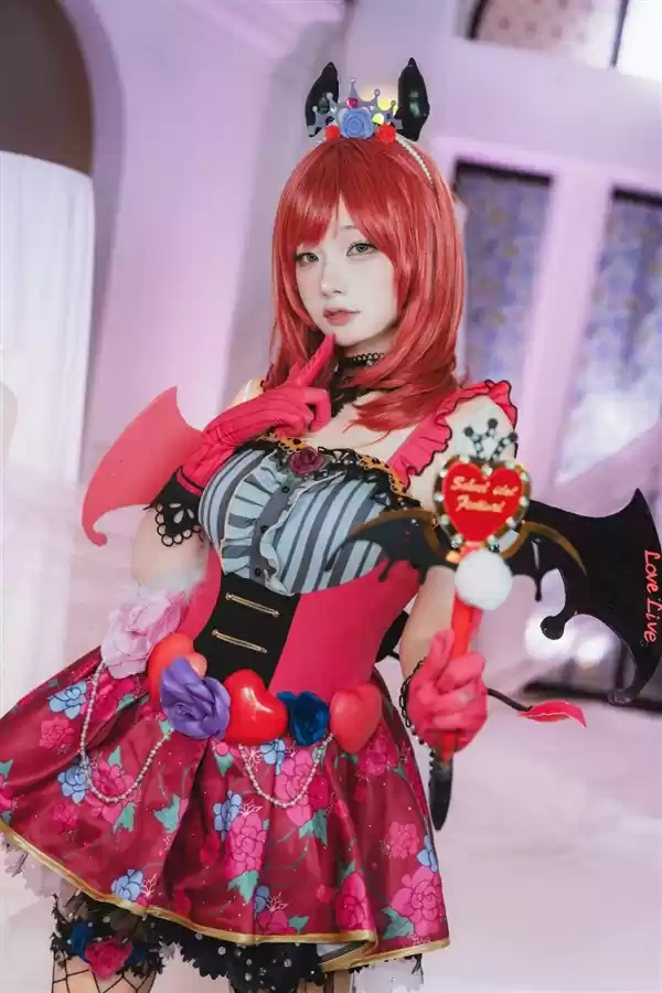 韩国美女Cos《妮姬》美图赏：绝佳身材 青春无敌