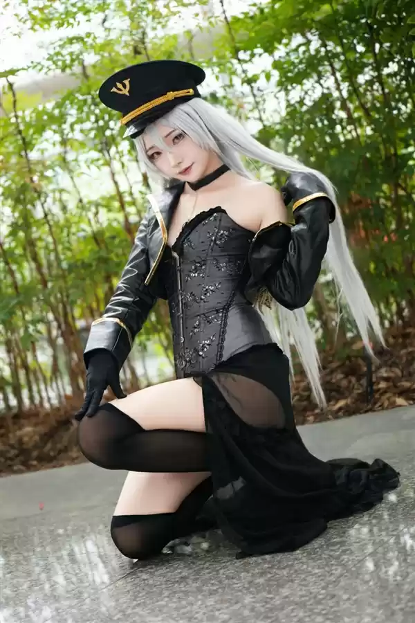 韩国美女Cos《妮姬》美图赏：绝佳身材 青春无敌