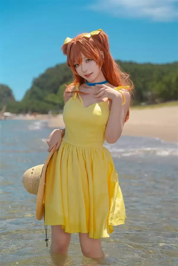 韩国美女Cos《妮姬》美图赏：绝佳身材 青春无敌