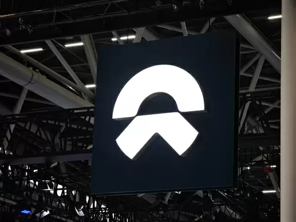 有账号一年内发布数千条骂蔚来的言论！蔚来法务部：已被判决道歉、赔偿