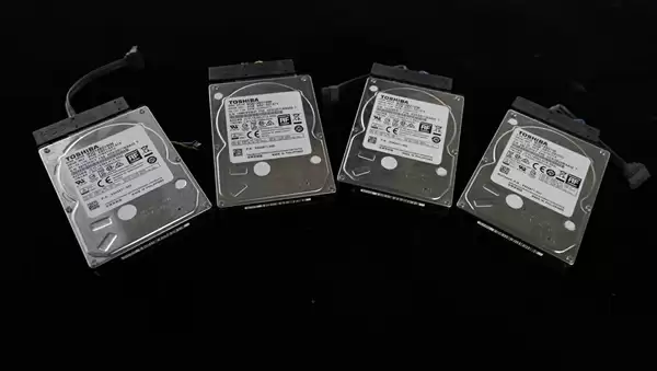 112.4万起拍!拱北海关拍卖数百件电子产品:Intel CPU、内存条、苹果电脑等