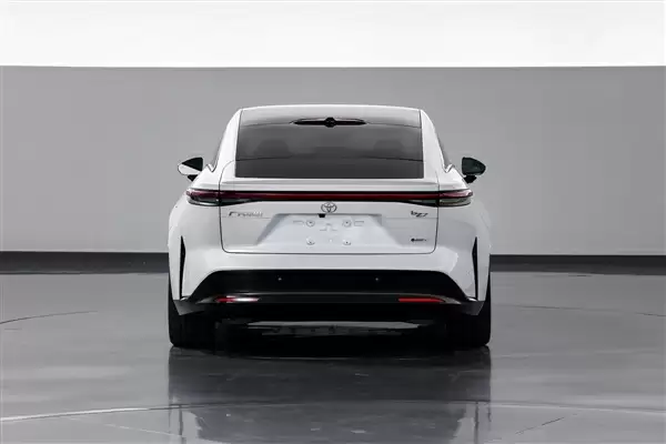 华为电驱+鸿蒙座舱 广汽丰田铂智7申报:接入小米生态