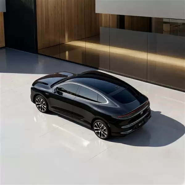 19.79万起 全新智己LS6上市:大电池混动纯电能跑450公里