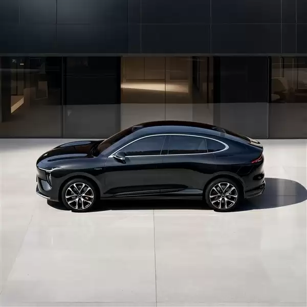 19.79万起 全新智己LS6上市:大电池混动纯电能跑450公里