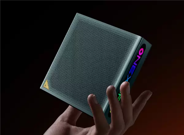 壹号本号称首发“USB 5.0接口”！其实就是USB4 v2