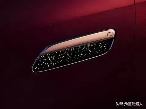 岚图泰山SUV官图发布，豪华设计与智能科技引领中式高端出行新标杆