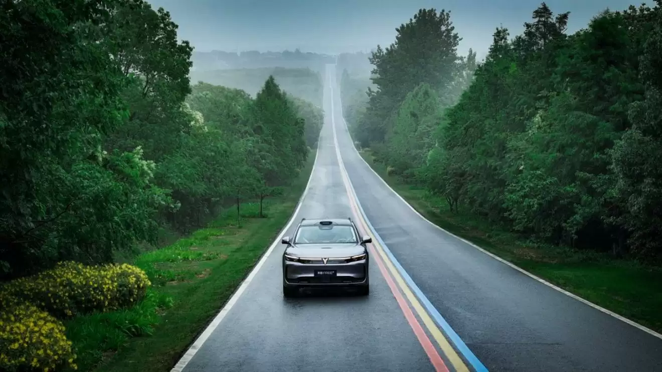 理想、小米之外的天选答案？岚图FREE+终结你的选择困难症！