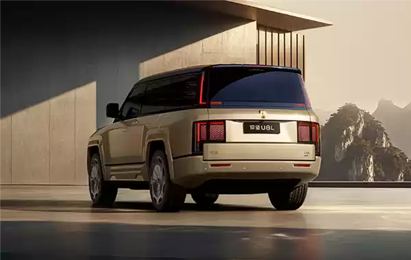 128万起！国产行政级全尺寸豪华SUV仰望U8L鼎世版上市