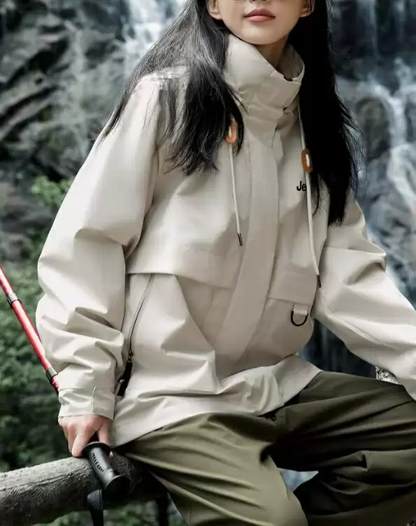 升级防泼水:Jeep冲锋外套75.9元新低大促(赠退货宝)