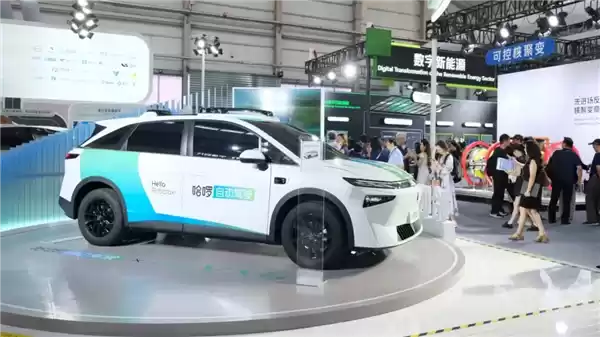 众人拾柴！哈啰Robotaxi光速亮相 2027年投放超5万辆