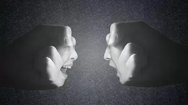 大V发文称不理解西贝贾国龙招惹罗永浩干嘛  罗永浩最新表态：有点懵 碰到蠢人真的心里累