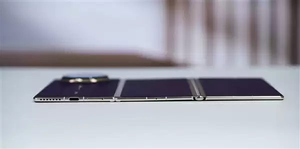 全球第2款三折叠！华为Mate XTs非凡大师图赏