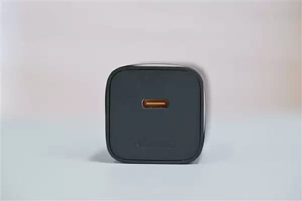 全球第2款三折叠！华为Mate XTs非凡大师图赏