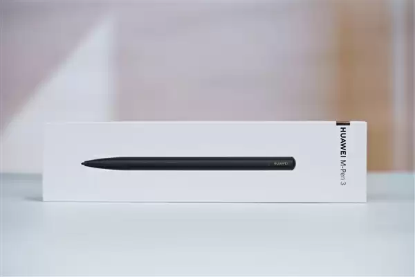 全球第2款三折叠！华为Mate XTs非凡大师图赏