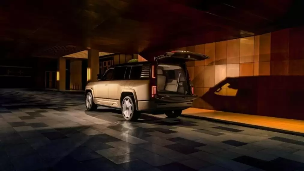 突破传统汽车架构乘坐体验 仰望U8L鼎世版正式上市