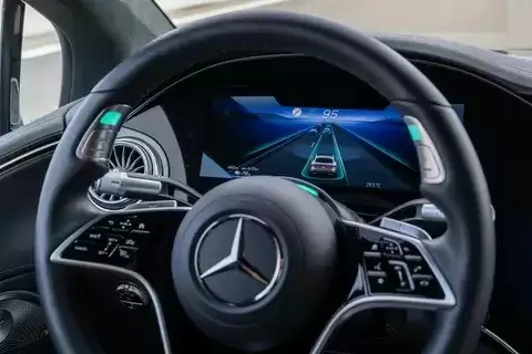 奔驰L3自动驾驶全球推进,中国落地仍需跨越法规技术多重门槛