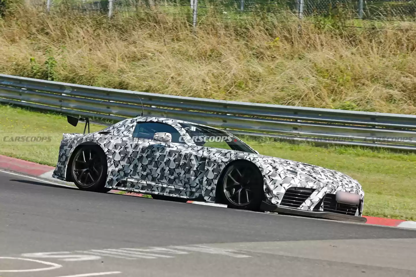 雷克萨斯 LFR 超跑纽北测试图曝光:3 种空气动力套件,V8 混动预估 900 马力