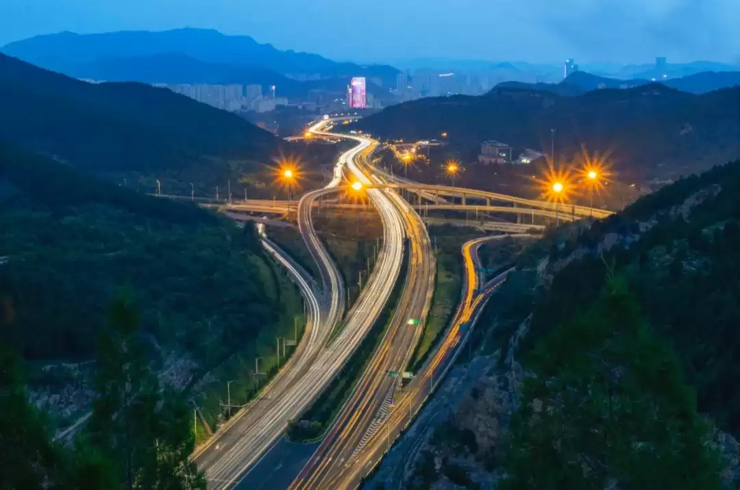 如何拍摄车轨流光，实拍教程分享