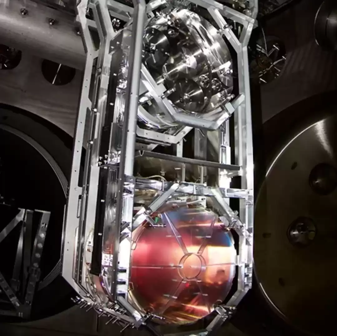 谷歌 DeepMind 用 AI 探测引力波，登上 Science 了