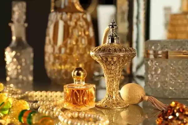 11099元 佳能发布新款85mm人像镜头：F/1.4大光圈 14枚镜片