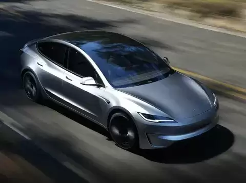 特斯拉FSD v14内测启动，智能驾驶迈入新阶段