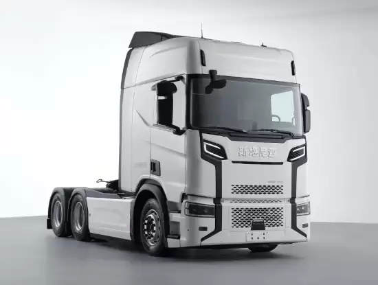 斯堪尼亚国产化牵引车申报，中文标识设计引争议