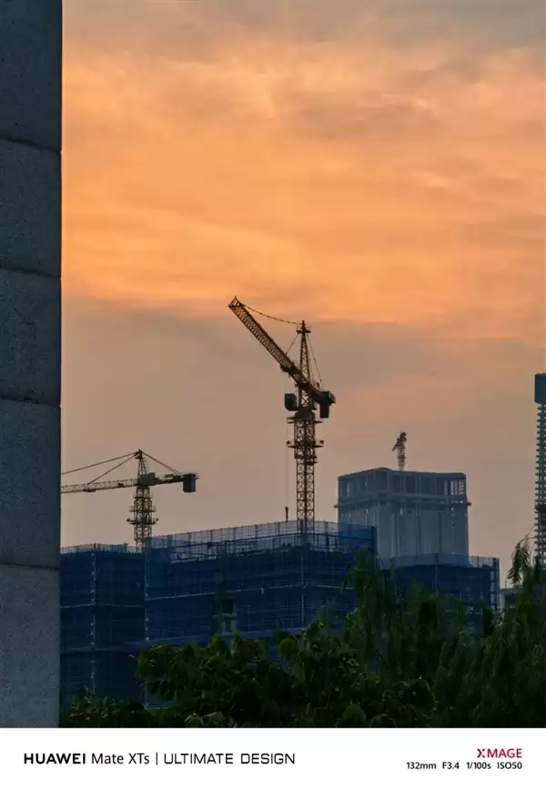 别人挤牙膏可能被骂 但三折叠情有可原