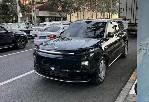 零跑D系列旗舰SUV实拍曝光，命名D19，搭载增程动力系统