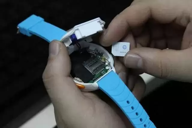 关于 eSIM，看这一篇就够啦