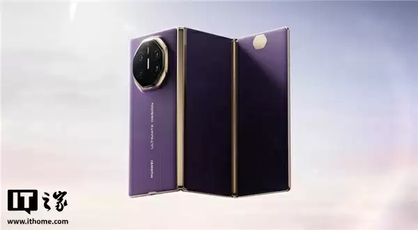 网图成真:唐国强上手华为 Mate XTs 非凡大师三折叠手机,直言“批起来更有感觉了”