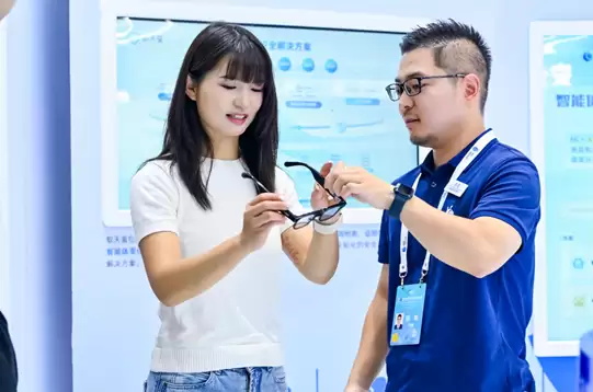 2025国家网络安全周在昆明开幕，蚂蚁集团gPass等多款安全可信AI技术亮相