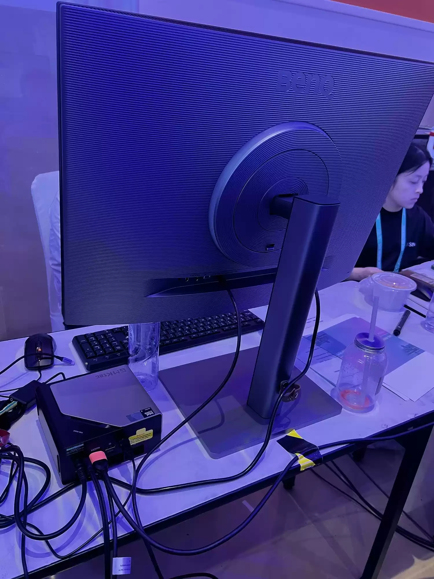 极摩客携多款重磅桌面AI超算电脑亮相GOSIM  杭州2025、强力赋能开源创新