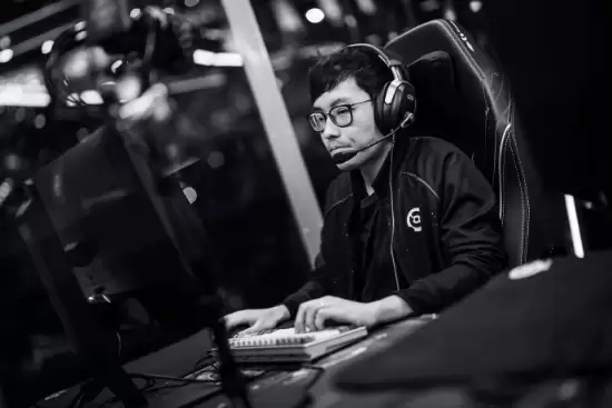 《Dota2》TI14中国队连输四局：XG败者组 TT被淘汰