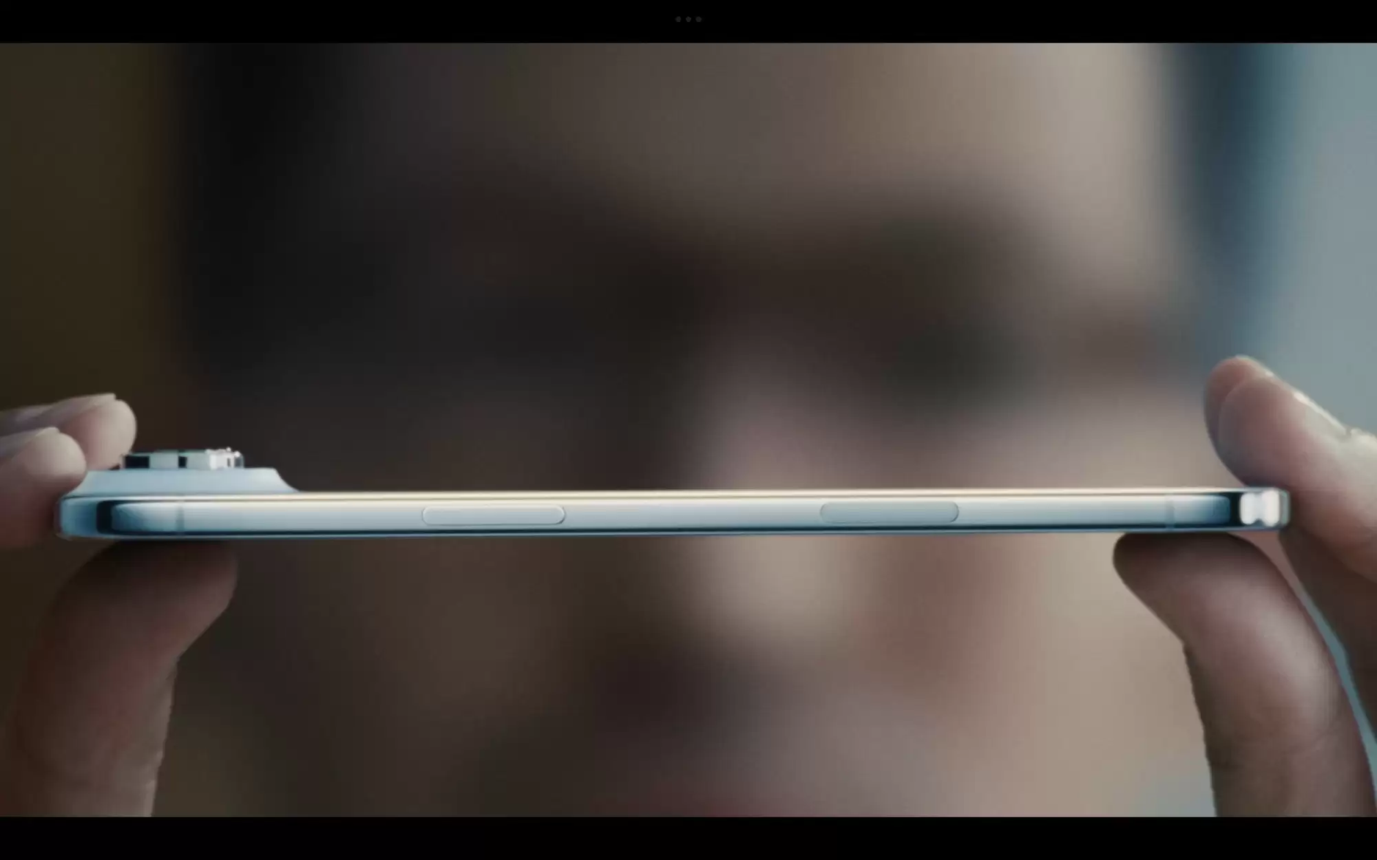 iPhone 17 Air首发eSIM版本 iPhone 16现谷底价友商彻底服气！