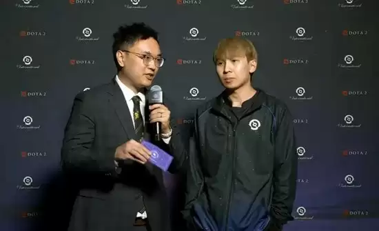 总决赛晋级采访,“自己等了这天也等了很多年,希望这次不留下遗憾”