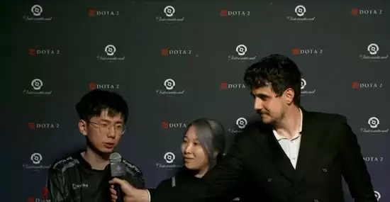 败者组第三轮采访,“我打了十年职业DOTA,第一次摸到决赛日的地板”