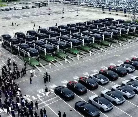 长安马自达EZ-60量产发运，纯电增程双版本即将上市