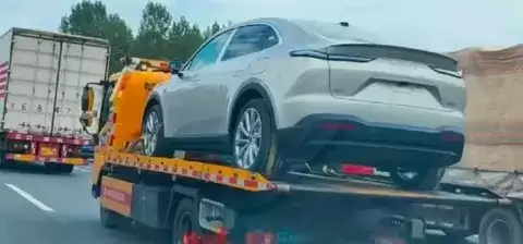 新款乐道L60谍照曝光，设计延续现款，配置升级